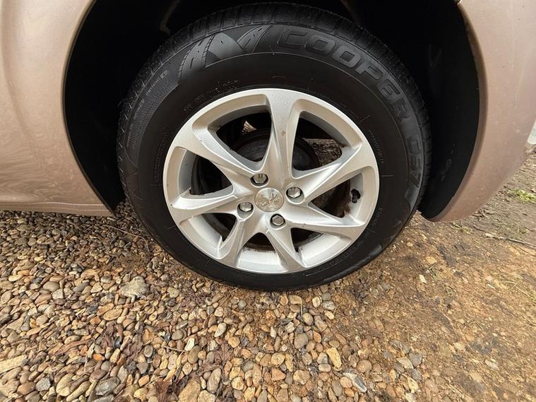 PEUGEOT 208 ACTIVE PURETECH VTI 82