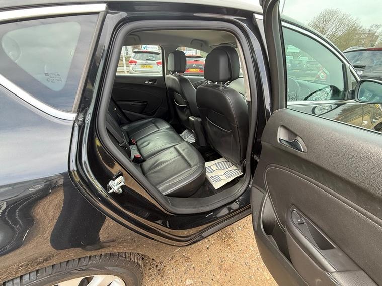 Vauxhall Astra ELITE