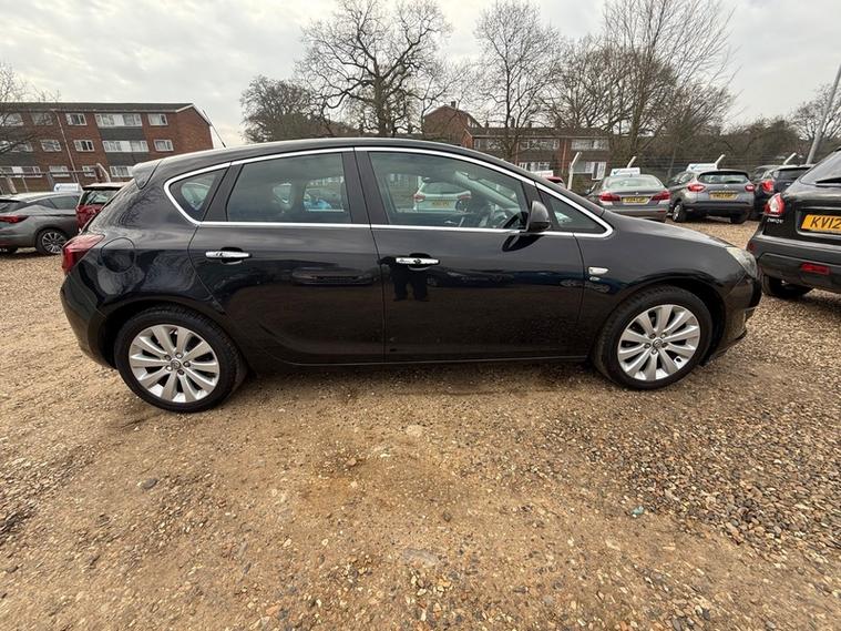 Vauxhall Astra ELITE
