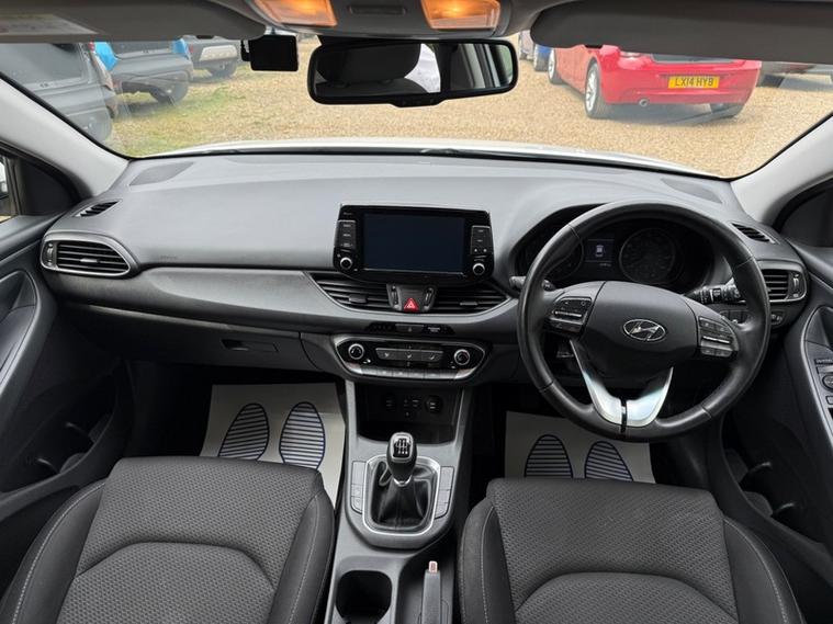 Hyundai I30 T-GDI SE NAV