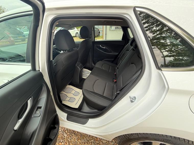 Hyundai I30 T-GDI SE NAV