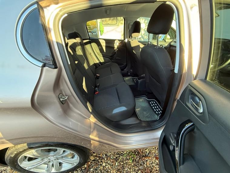 Peugeot 208 ALLURE