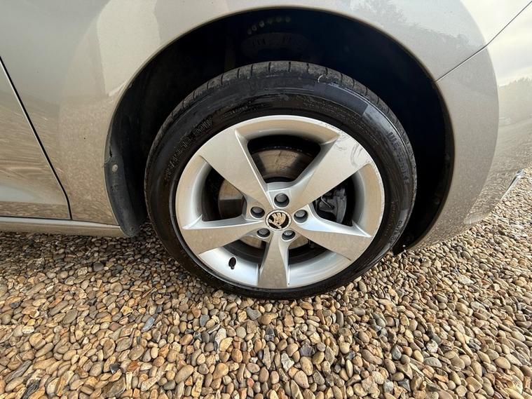 Skoda Rapid SPACEBACK ELEGANCE TSI