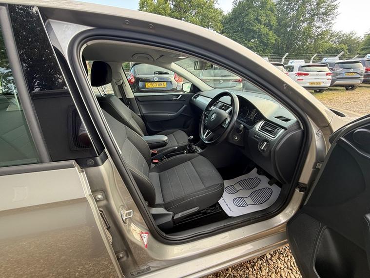 Skoda Rapid SPACEBACK ELEGANCE TSI