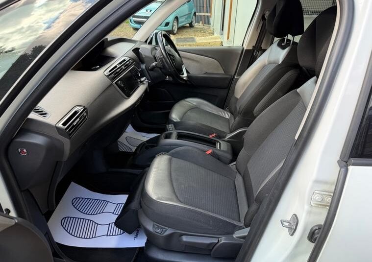 Citroen C4 Picasso GRAND BLUEHDI EXCLUSIVE PLUS