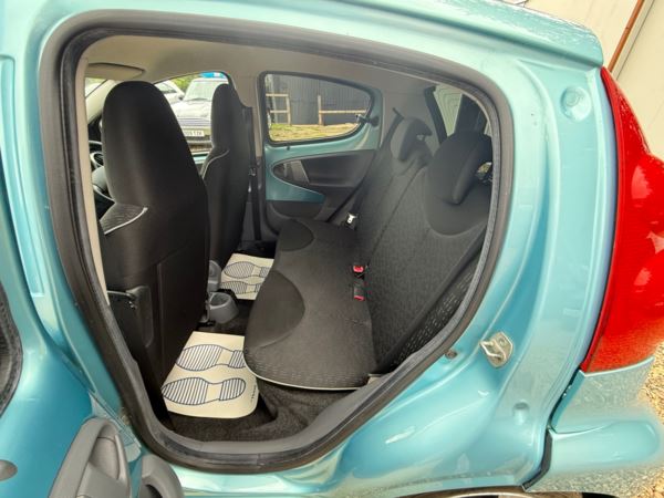 PEUGEOT 107 1.0 Envy