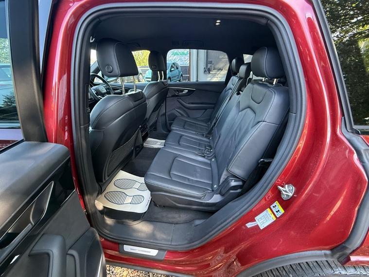 Audi Q7 TDI QUATTRO S LINE BLACK EDITION