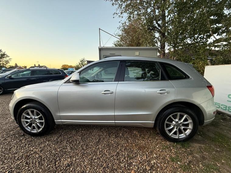 Audi Q5 TDI QUATTRO DPF SE