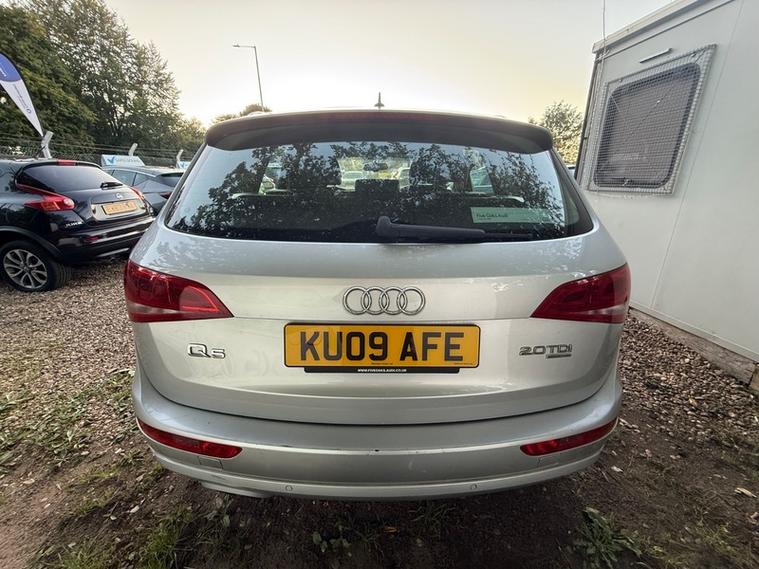 Audi Q5 TDI QUATTRO DPF SE