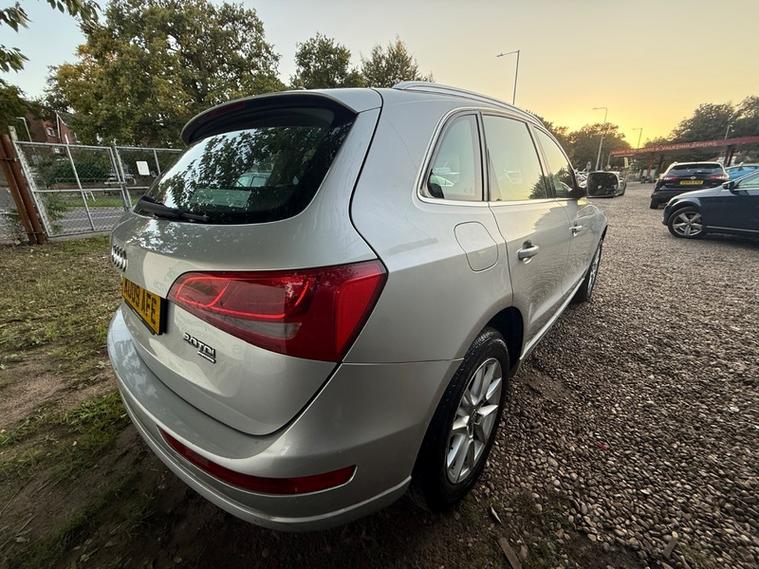 Audi Q5 TDI QUATTRO DPF SE