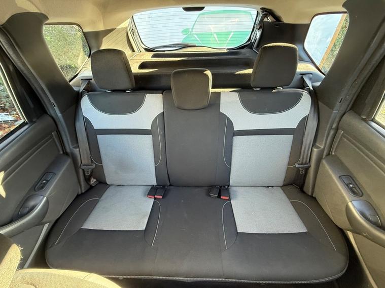 Dacia Duster PRESTIGE DCI