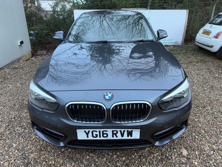 BMW 1 SERIES 118i SPORT
