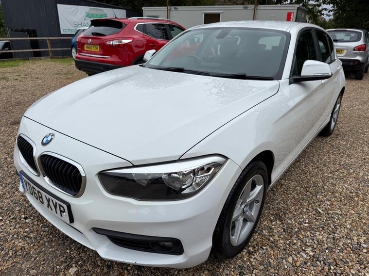 BMW 1 SERIES 118d SE