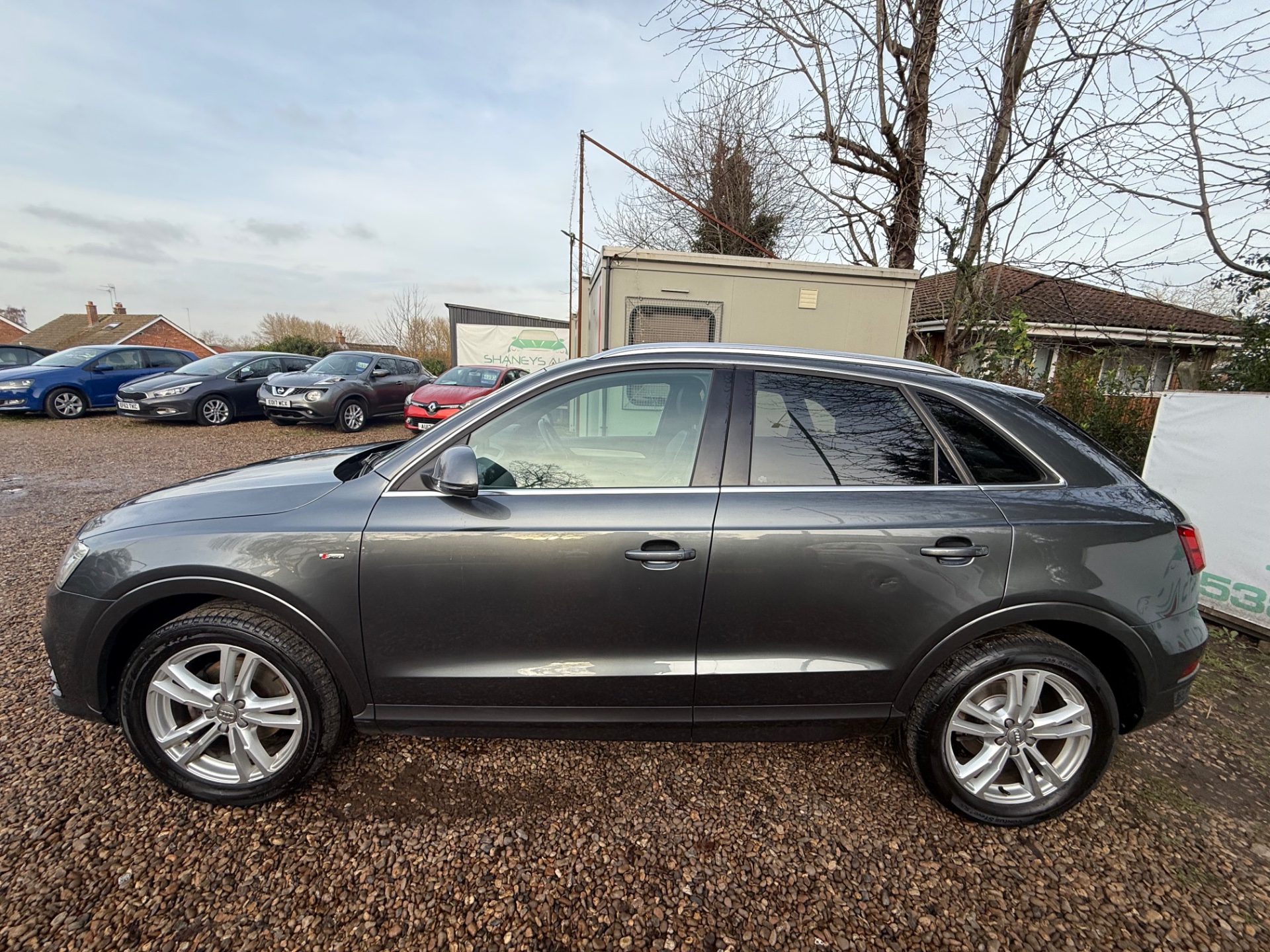 AUDI Q3 2.0 TDI S Line 5dr