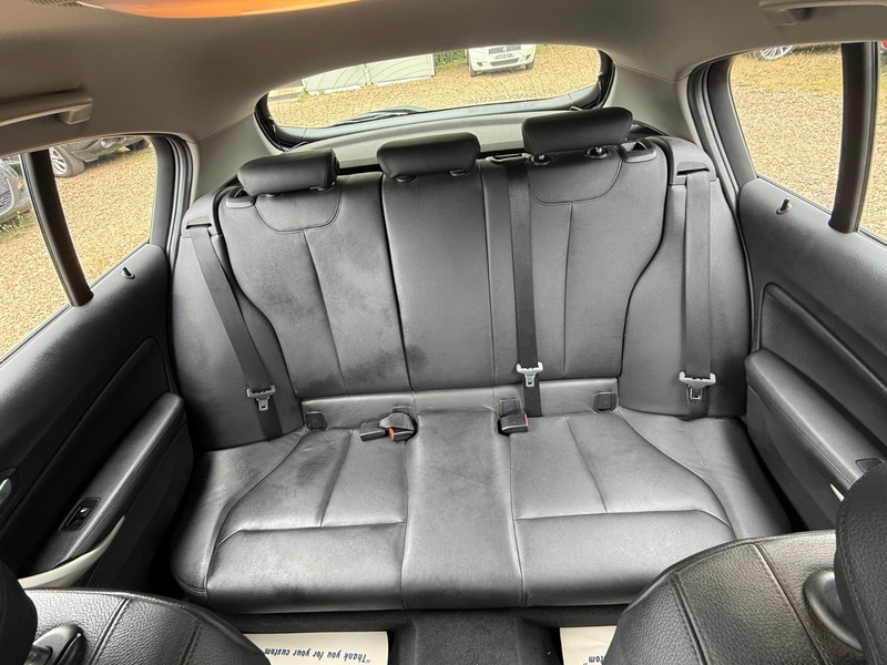 BMW 1 SERIES 116d EfficientDynamics Business 5dr