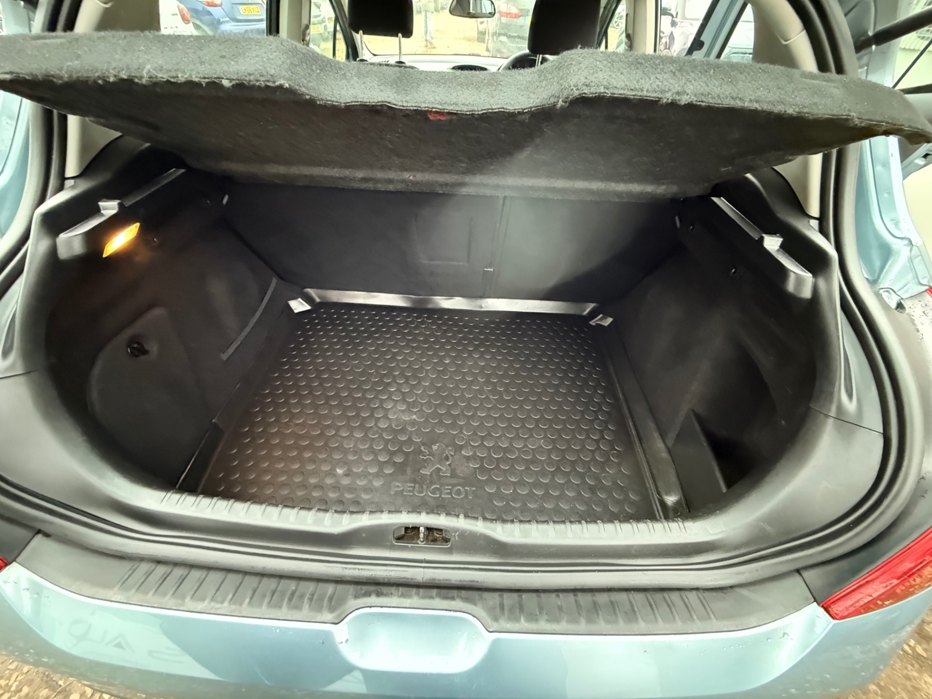 PEUGEOT 308 1.6 e-HDi 112 Active 5dr