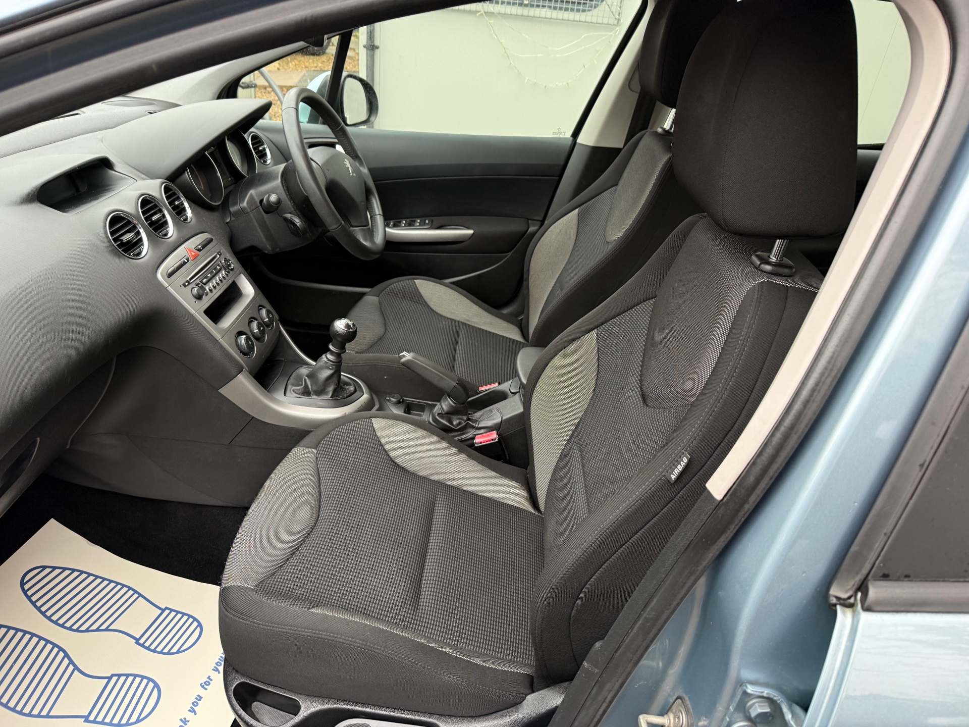 PEUGEOT 308 1.6 e-HDi 112 Active 5dr