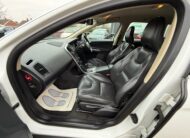 VOLVO XC60 D5 [215] R DESIGN 5dr AWD Geartronic