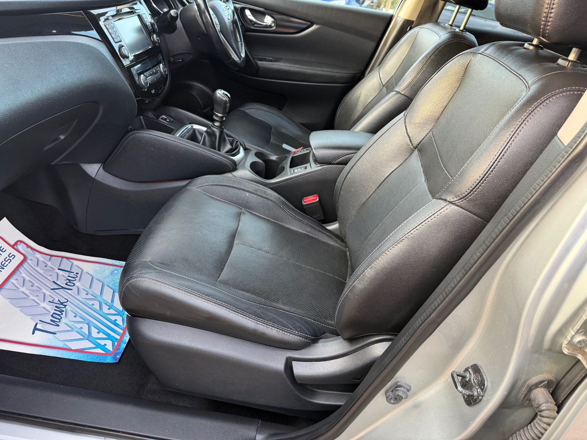 NISSAN QASHQAI 1.5 dCi Tekna 5dr