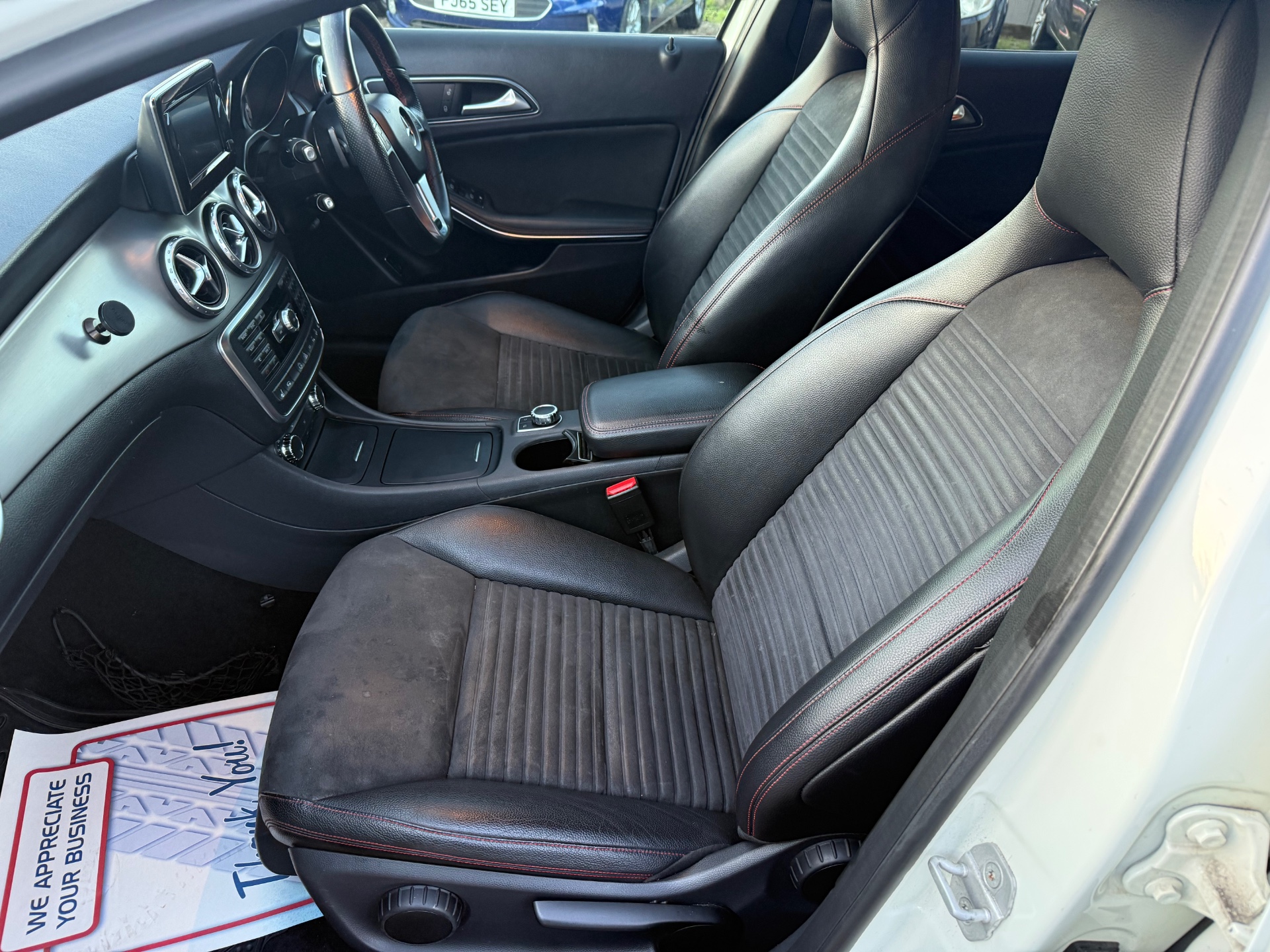 MERCEDES-BENZ GLA GLA 220 CDI 4Matic AMG Line 5dr Auto [Premium]