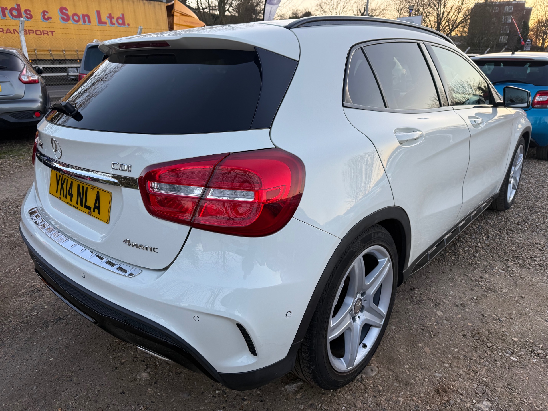 MERCEDES-BENZ GLA GLA 220 CDI 4Matic AMG Line 5dr Auto [Premium]
