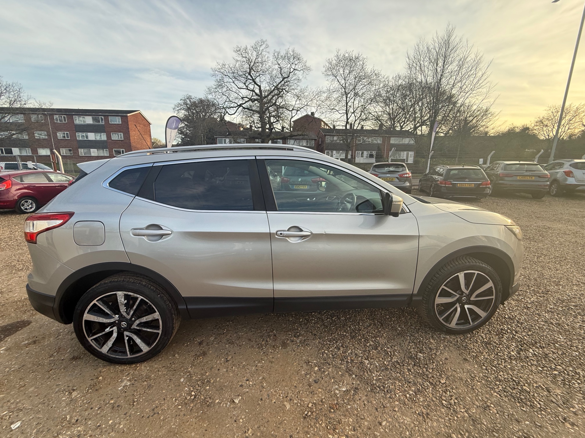 NISSAN QASHQAI 1.5 dCi Tekna 5dr