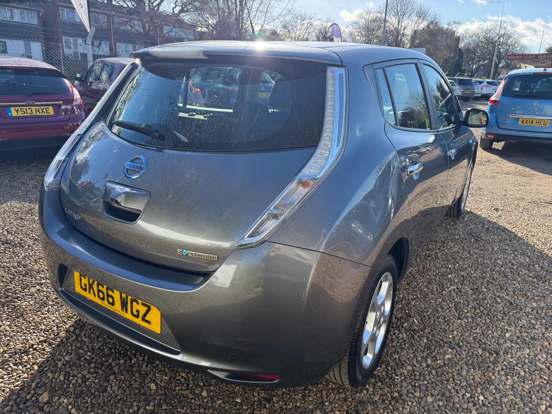 NISSAN LEAF 80kW Acenta 30kWh 5dr Auto