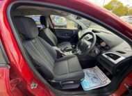 RENAULT MEGANE 1.5 dCi Dynamique TomTom Energy 5dr