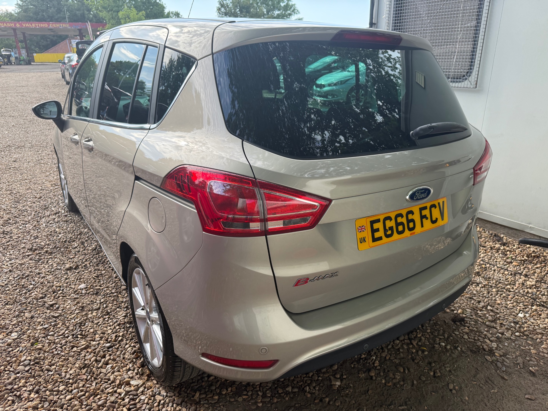FORD B-MAX 1.6 Titanium 5dr Powershift
