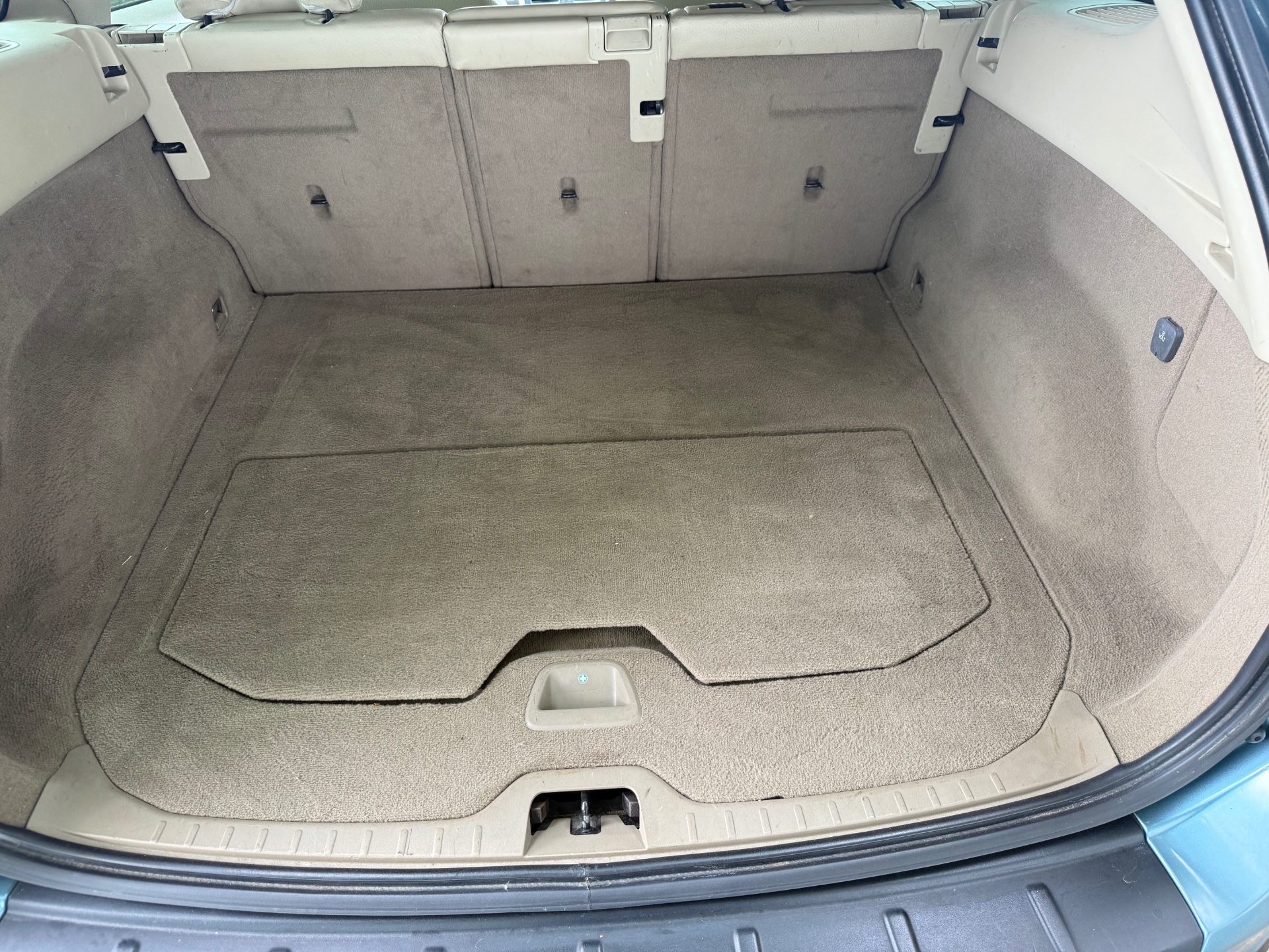 VOLVO XC60 2.4D [175] SE Lux Premium 5dr Geartronic