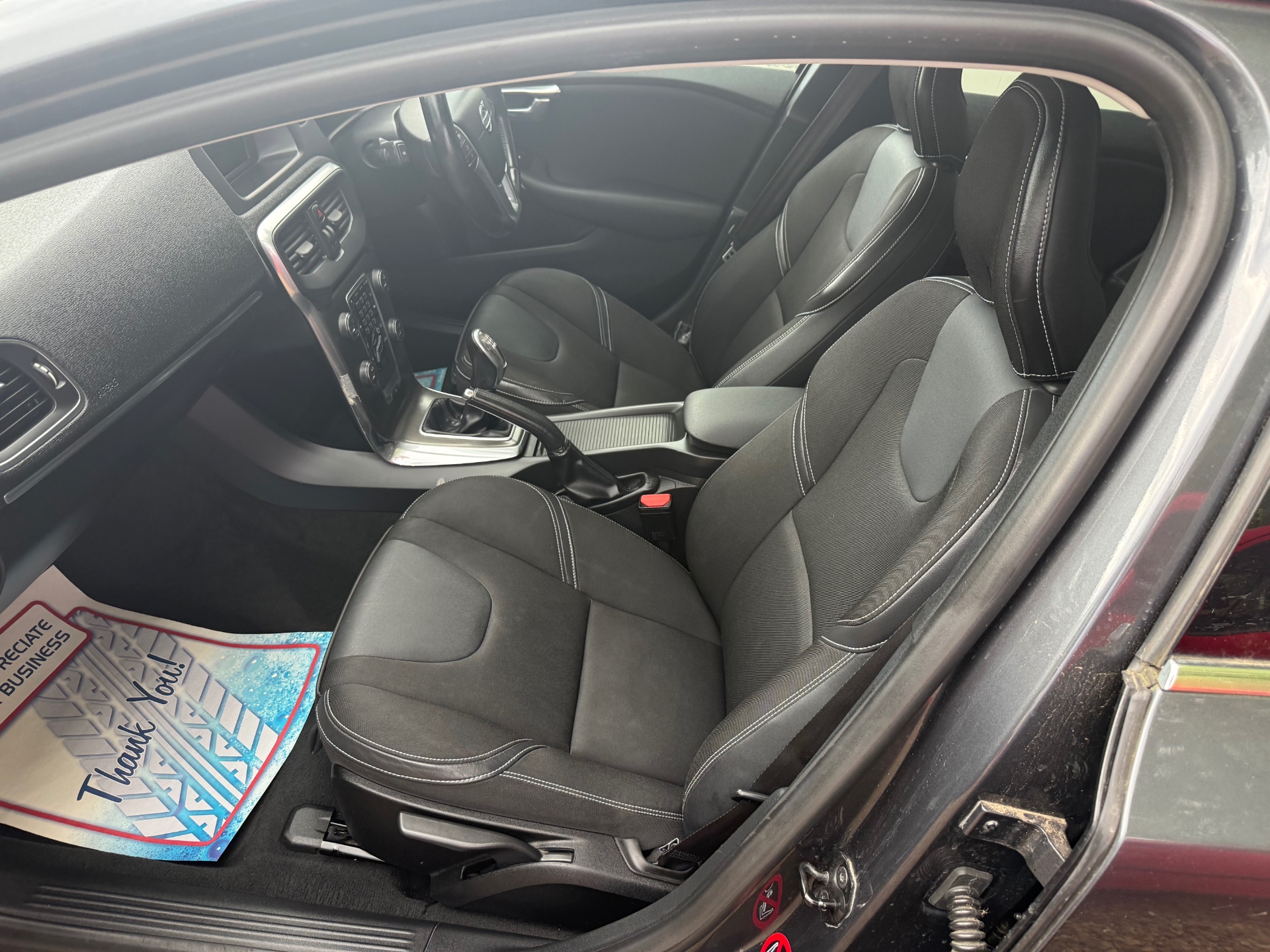 VOLVO V40 D2 SE 5dr