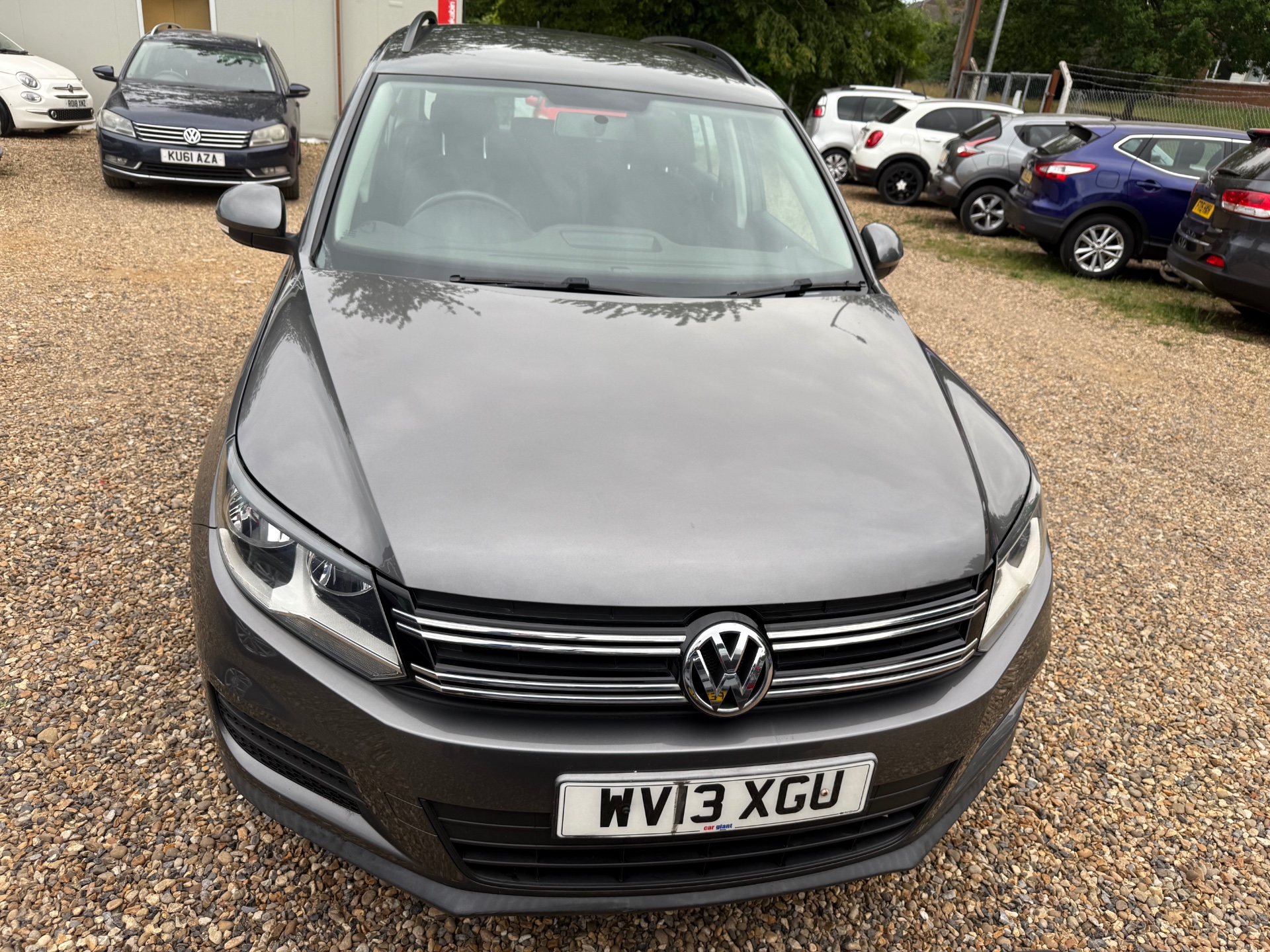 VOLKSWAGEN TIGUAN 2.0 TDi BlueMotion Tech S 5dr [2WD]