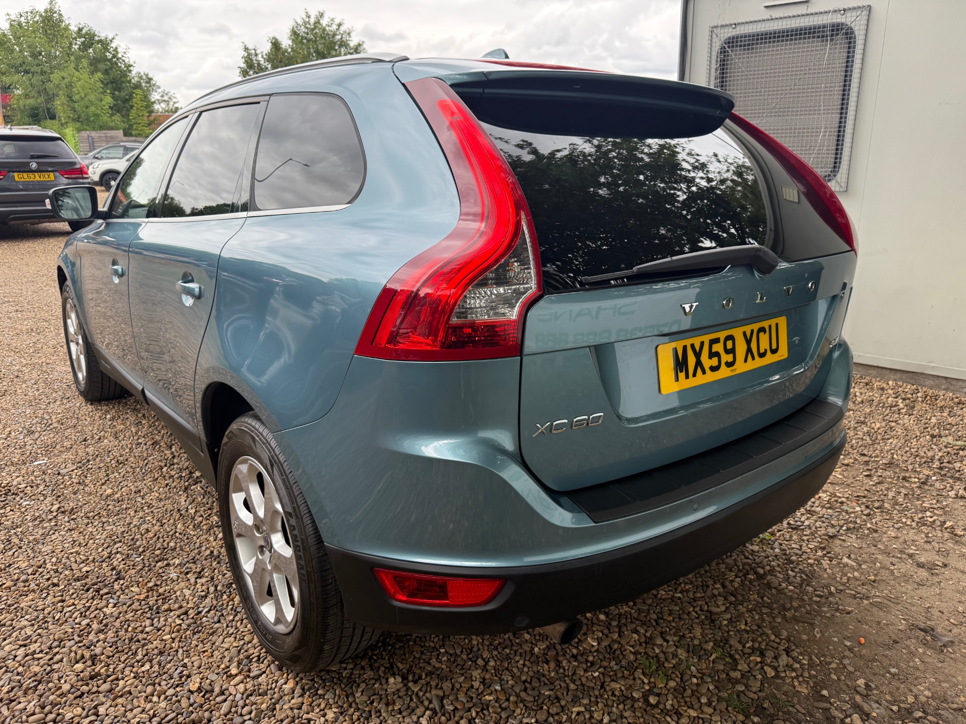 VOLVO XC60 2.4D [175] SE Lux Premium 5dr Geartronic