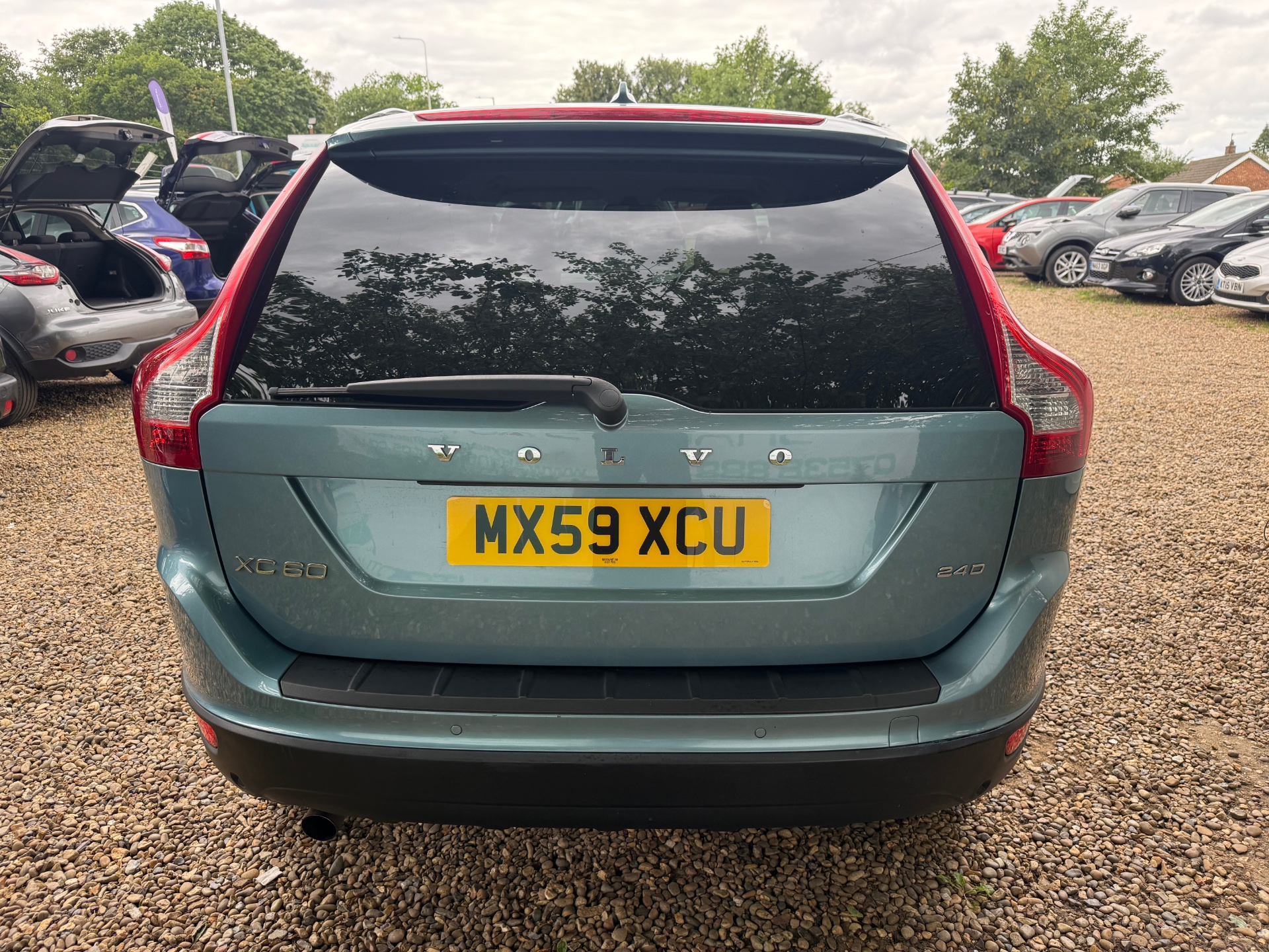 VOLVO XC60 2.4D [175] SE Lux Premium 5dr Geartronic