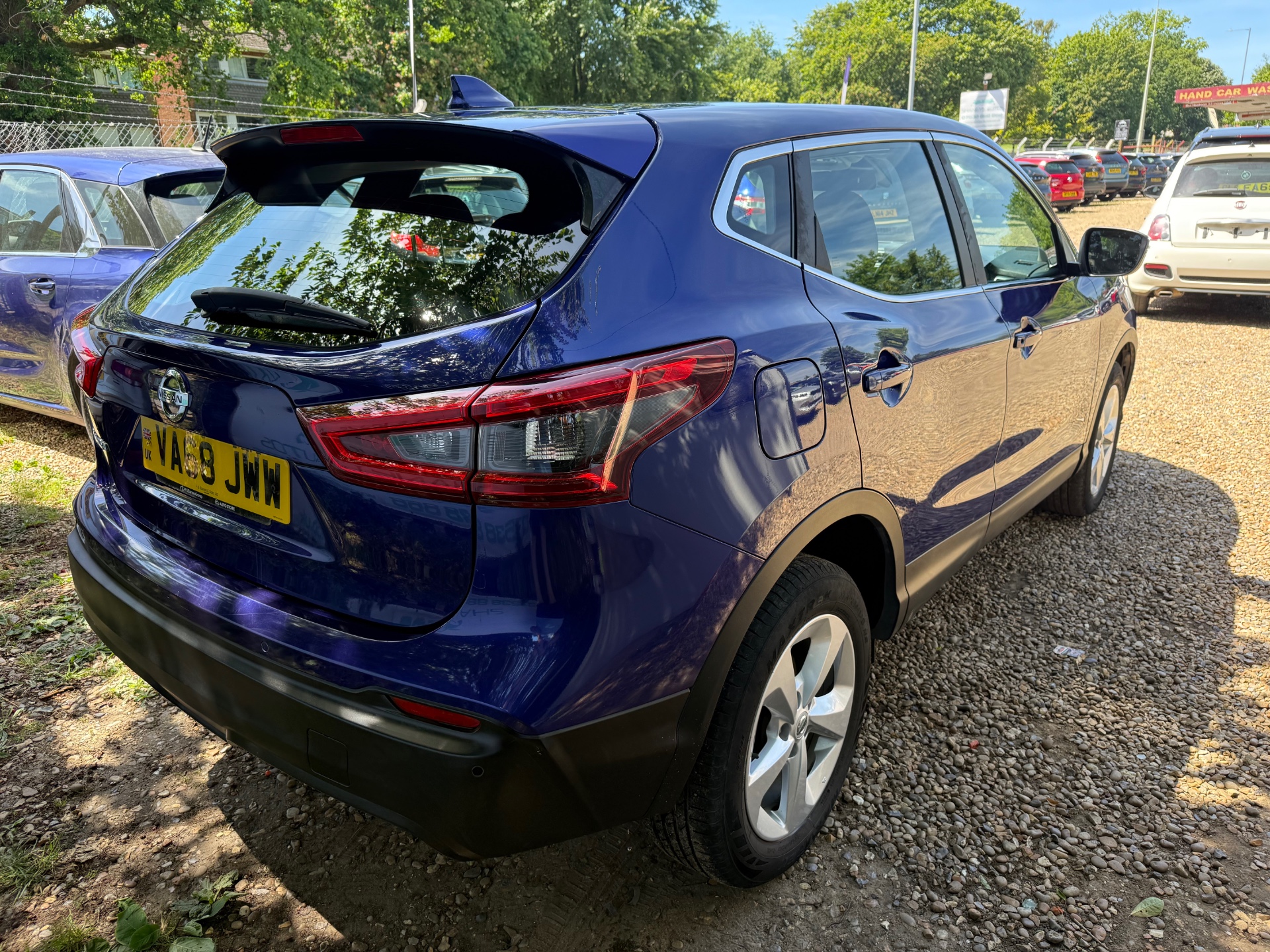 NISSAN QASHQAI 1.3 DiG-T Acenta Premium 5dr