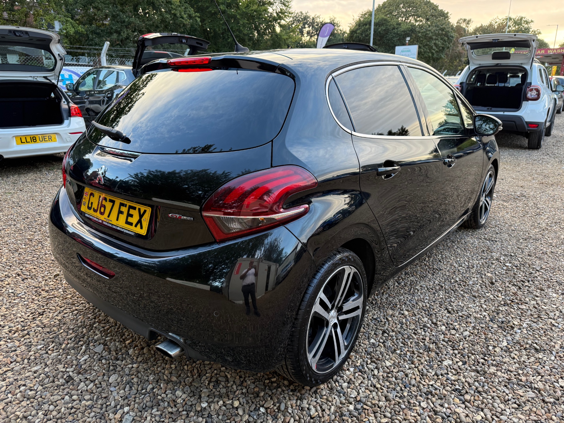 PEUGEOT 208 1.2 PureTech 110 GT Line 5dr